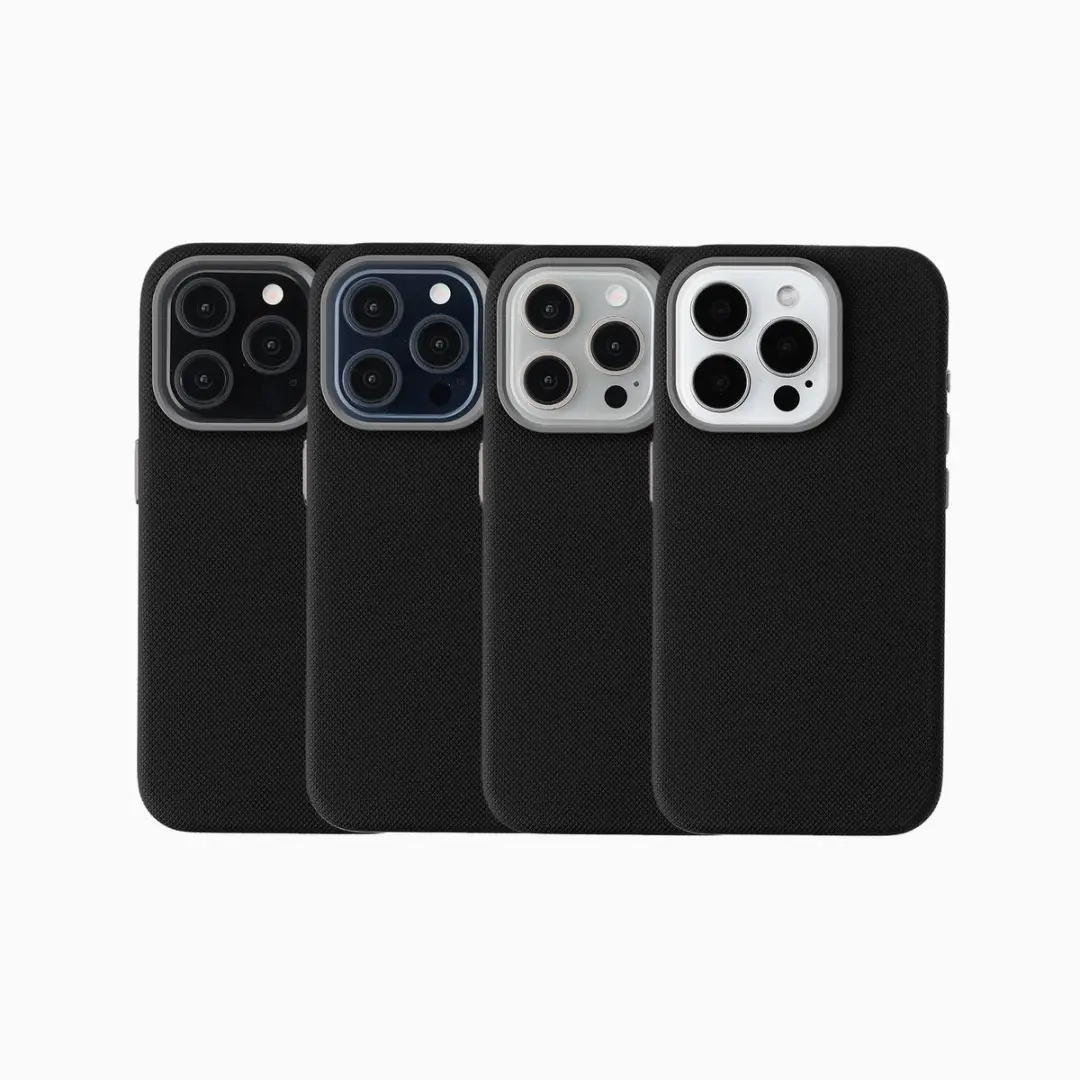 Accezz iPhone 15 Pro MagSafe Hoesje - Zwart