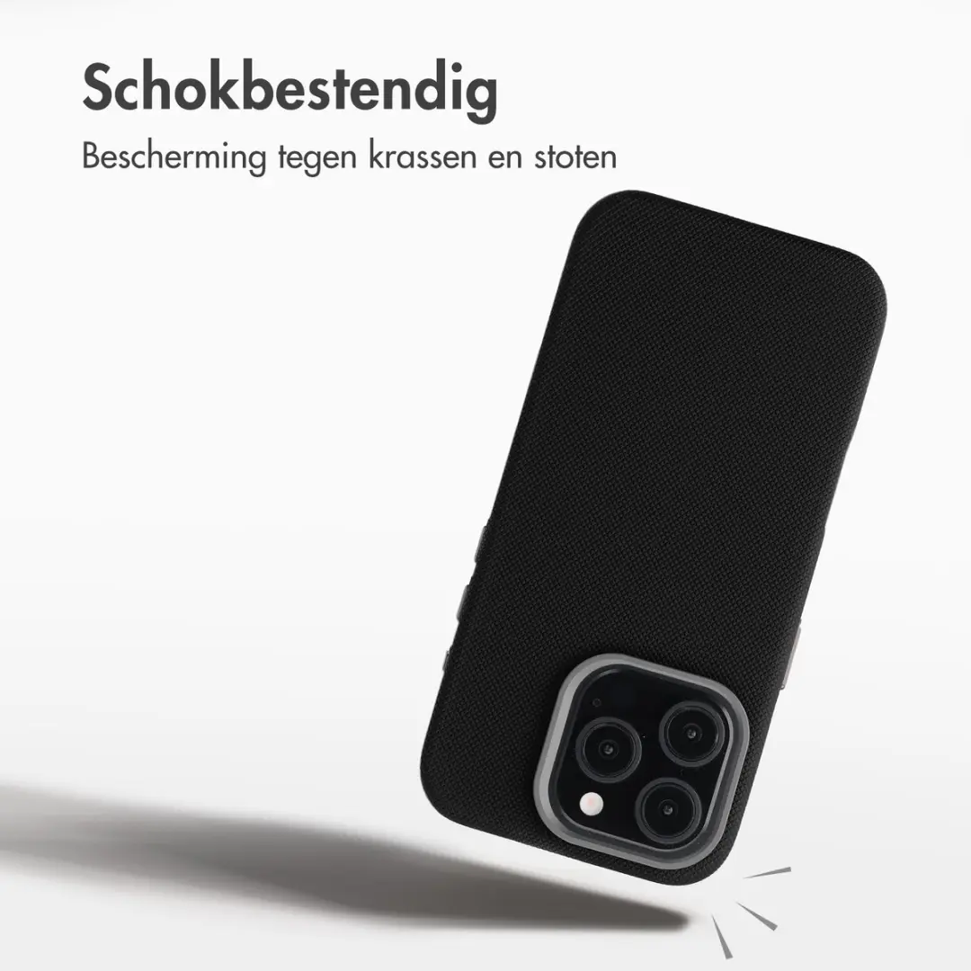 Accezz iPhone 15 Pro MagSafe Hoesje - Zwart