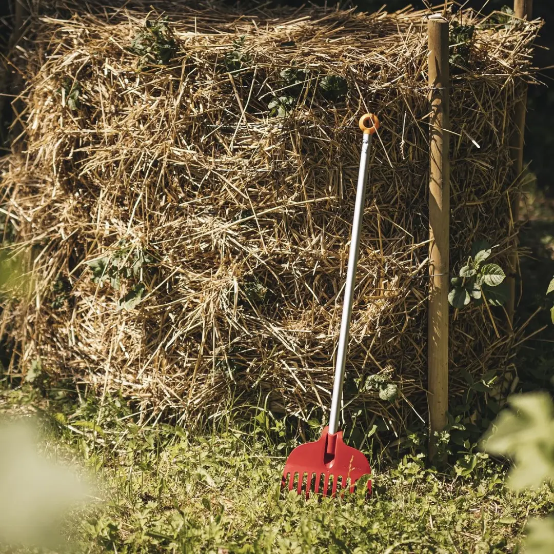 Fiskars Kinder Bladhark 1001419 - Rood - afbeelding 4 van 6