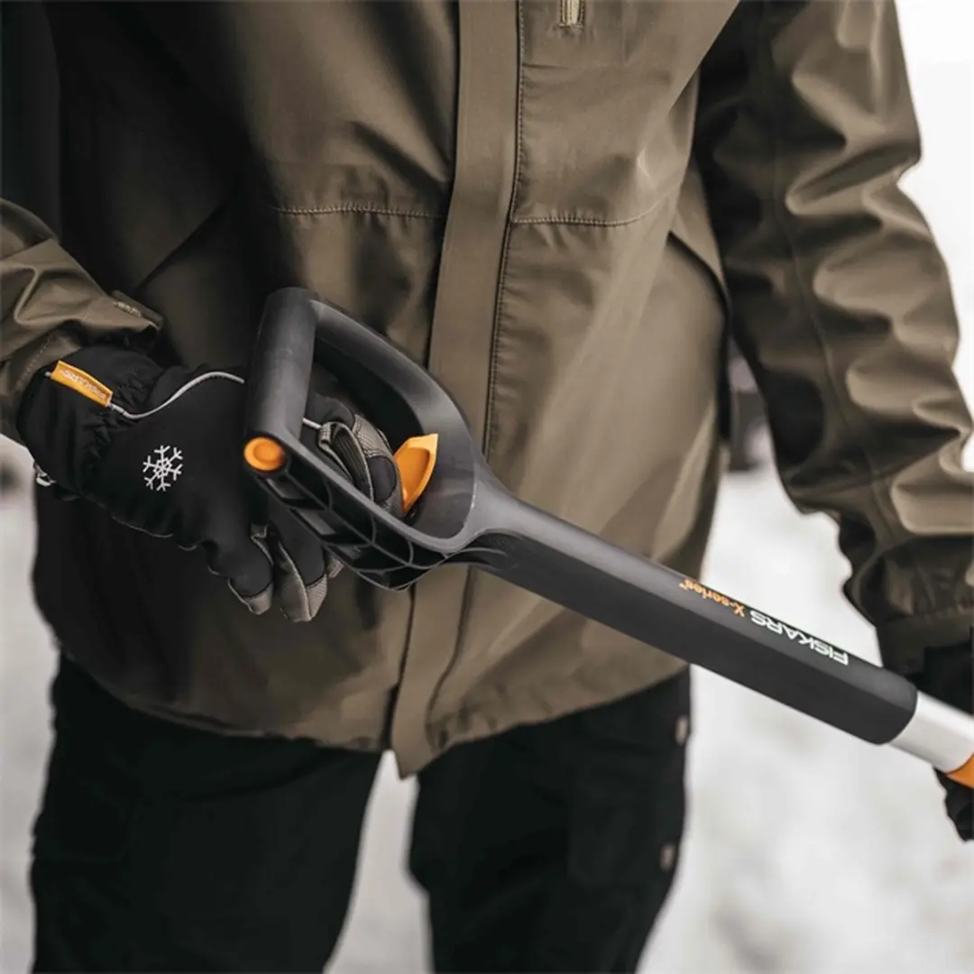 Fiskars Sneeuwschep 290mm - Aluminium/Kunststof