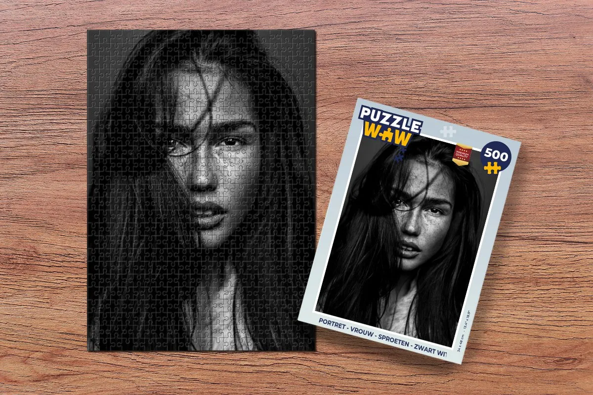 PuzzleWow Portret Vrouw Sproeten - 500 Stuks - Multicolor