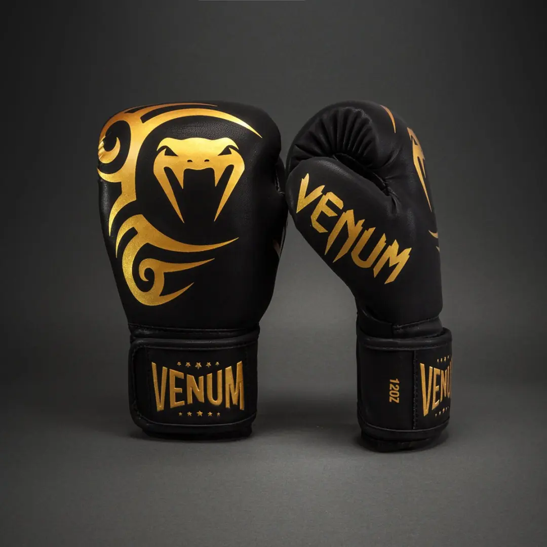 Venum Mike Tyson Replica Bokshandschoenen 14 oz - Zwart/Goud