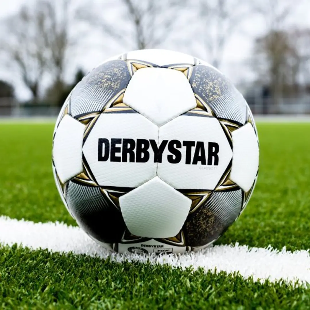 Derbystar Classic TT II Voetbal Maat 5 - Wit/Goud
