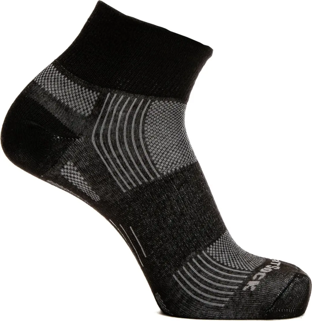 Wrightsock Explore Quarter