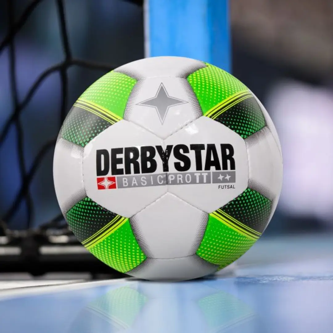 Derbystar Futsal Basic Pro TT Voetbal - Maat 4 - Wit/ Groen