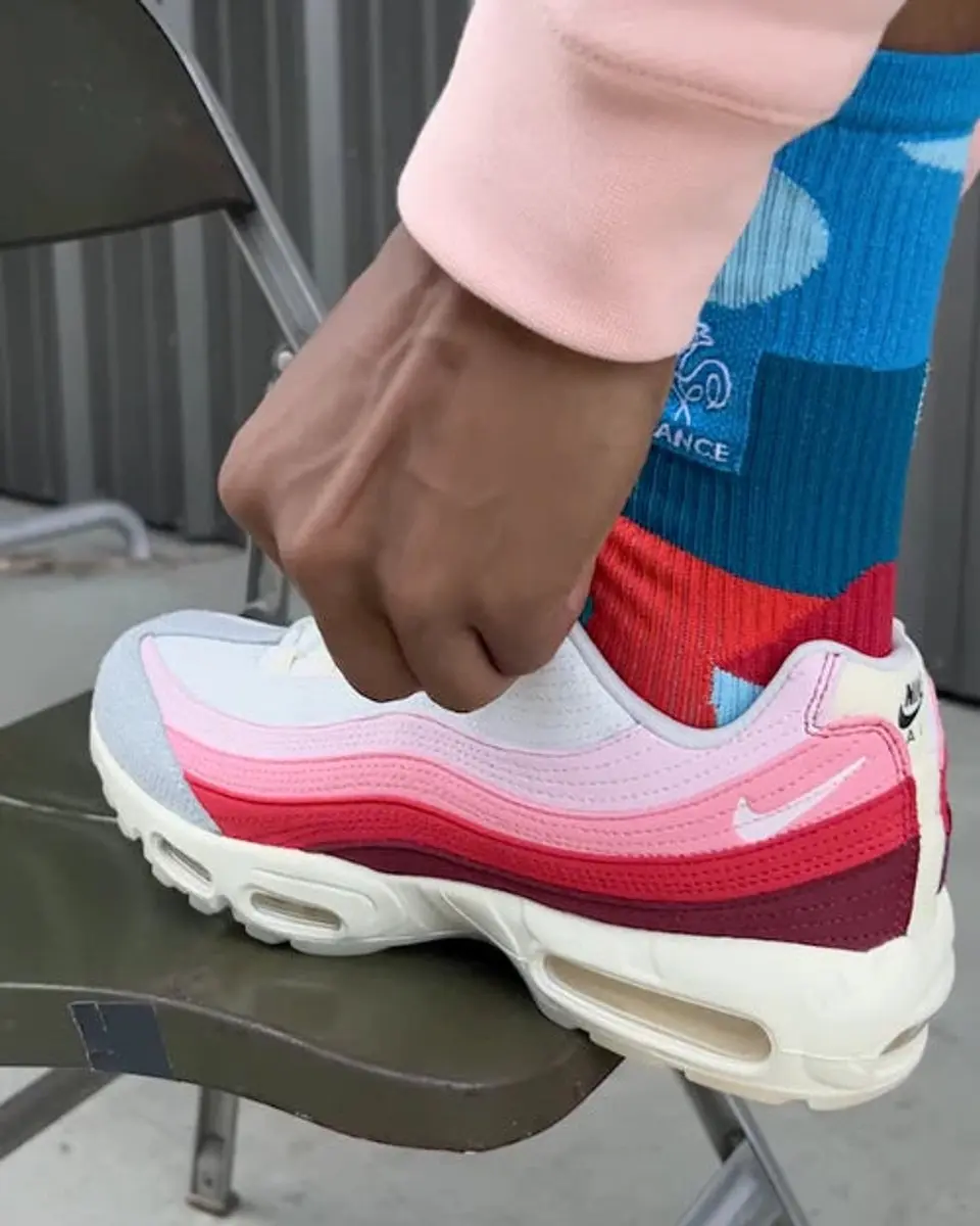 Nike Air Max 95 QS Herenschoenen, 47.5, Team Red/University Red/Coral Chalk/Summ