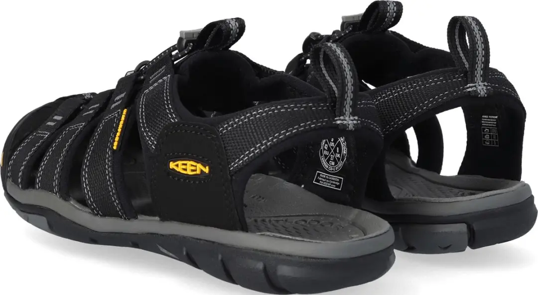 Keen Clearwater CNX Heren Wandelsandalen - Maat 40.5 - Zwart