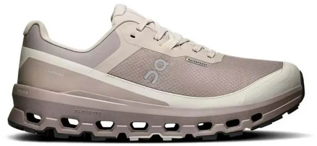 On Running Cloudvista 2 Wp Trailschoenen Beige EU 37 1/2 Vrouw