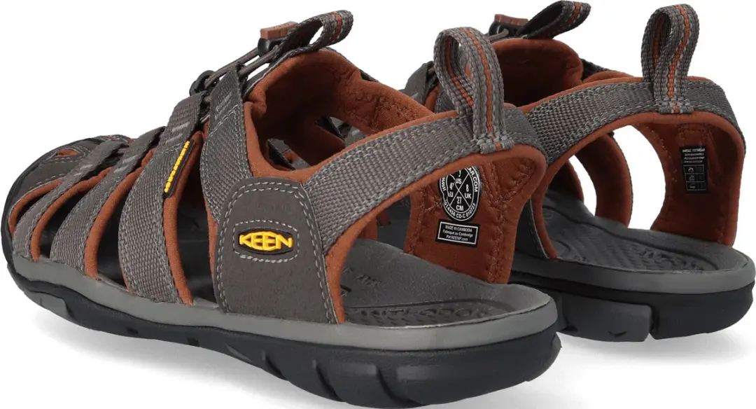 Keen Clearwater CNX Heren Wandelsandalen - 40.5 - Raven/Grijs