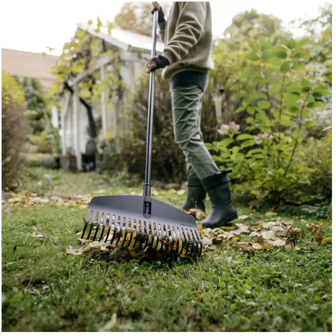 Fiskars Bladbezem 1063090