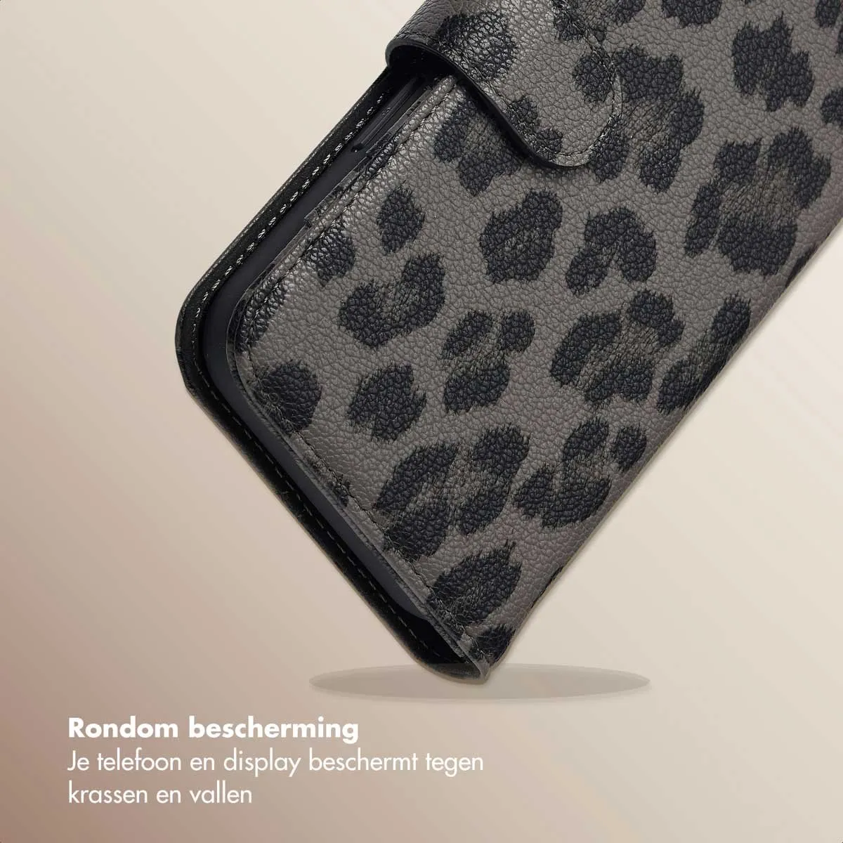 Selencia Hoesje iPhone 13/14 Sabi Bookcase - 3 Pasjes - Zwart