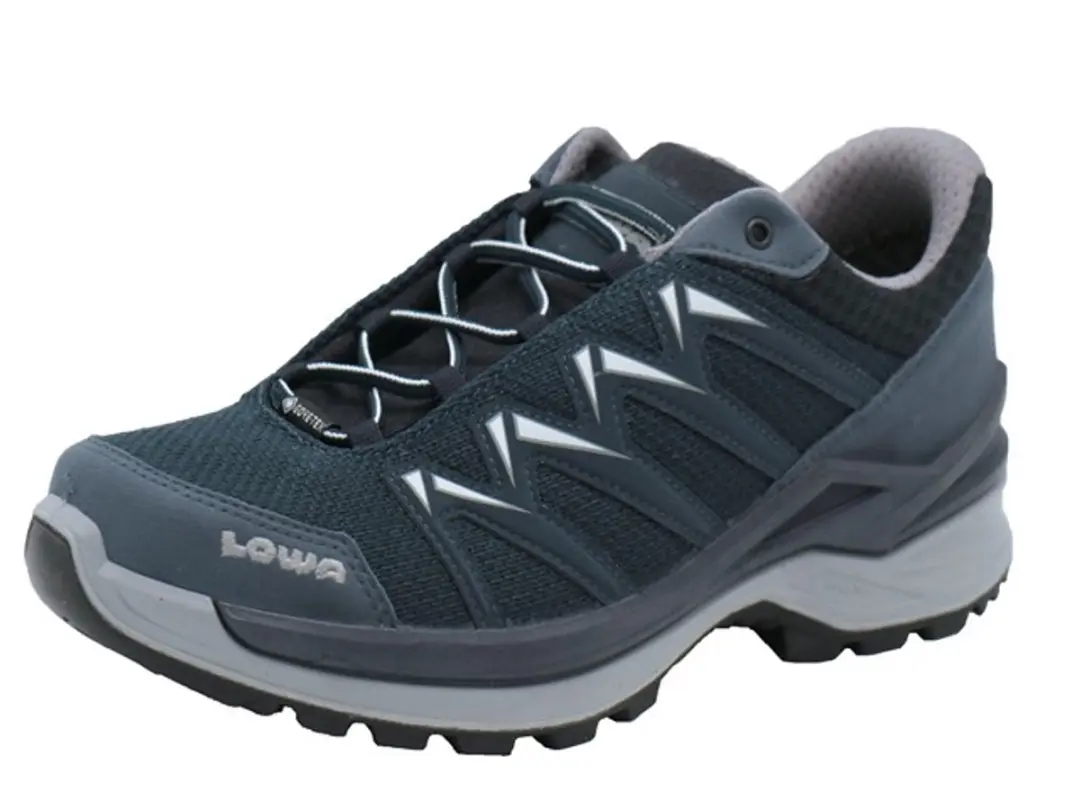 Lowa Innox Pro GTX LO - Schoen 42 - Blauw