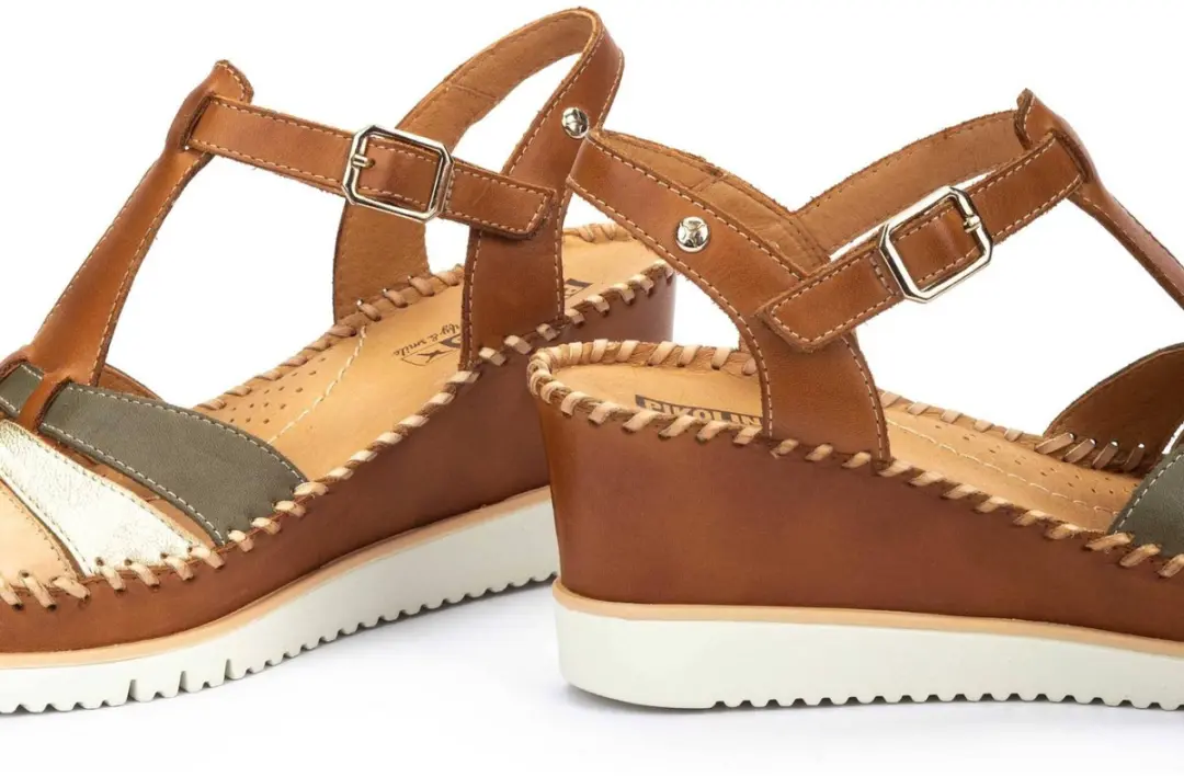 Pikolinos W3Z-1836C1 Dames Sandalen - 41 - Bruin
