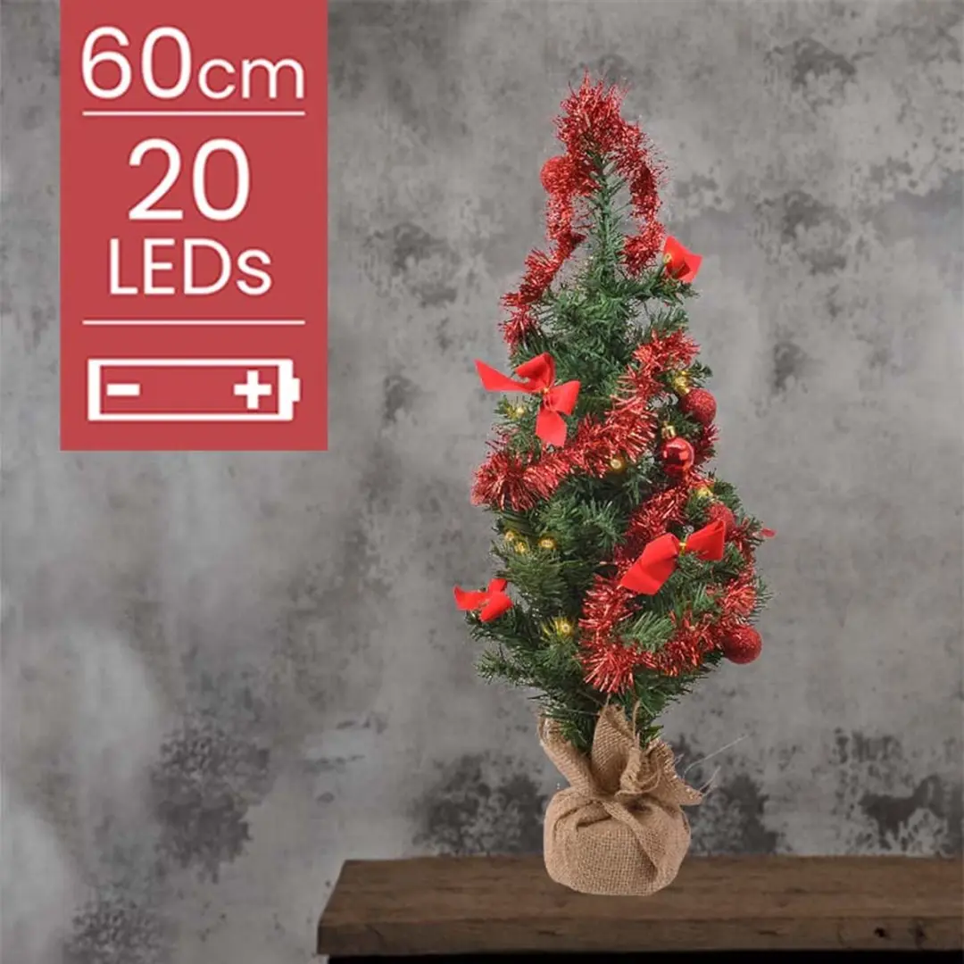 Kunstkerstboom met rode versiering op batterijen