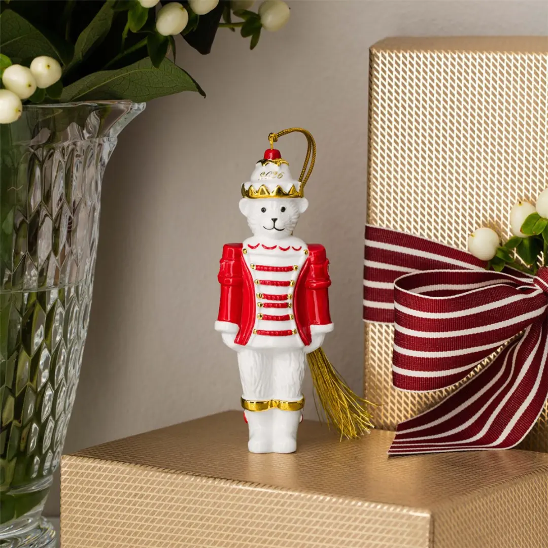 Villeroy & Boch Christmas Classics Teddy Notenkraker 2026 - afbeelding 2 van 4
