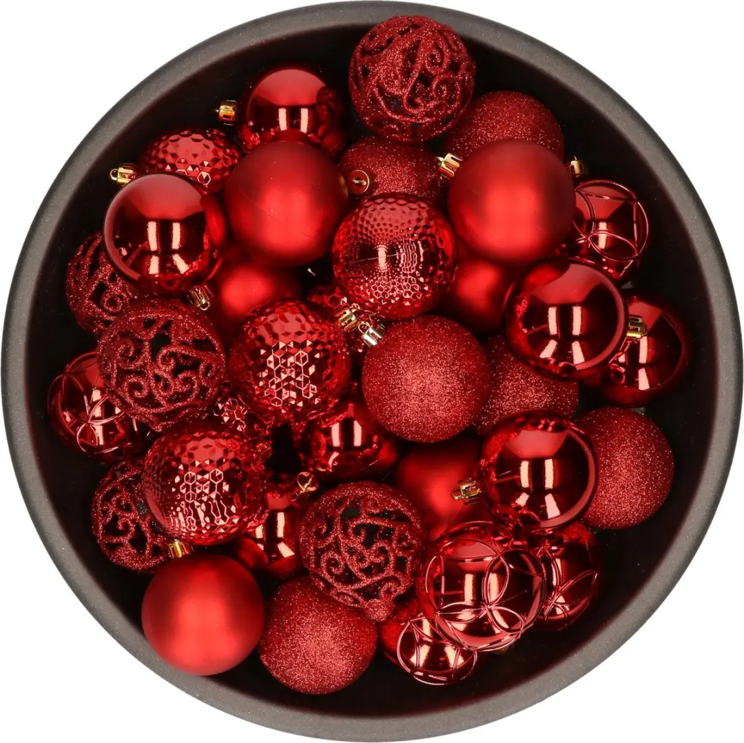 37x stuks kunststof kerstballen rood 6 cm mix