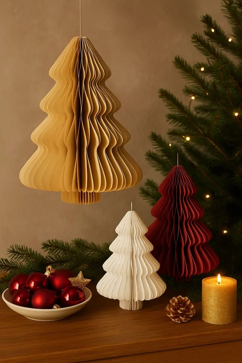 Witte Papieren Kerstboom Tafelblad 30cm