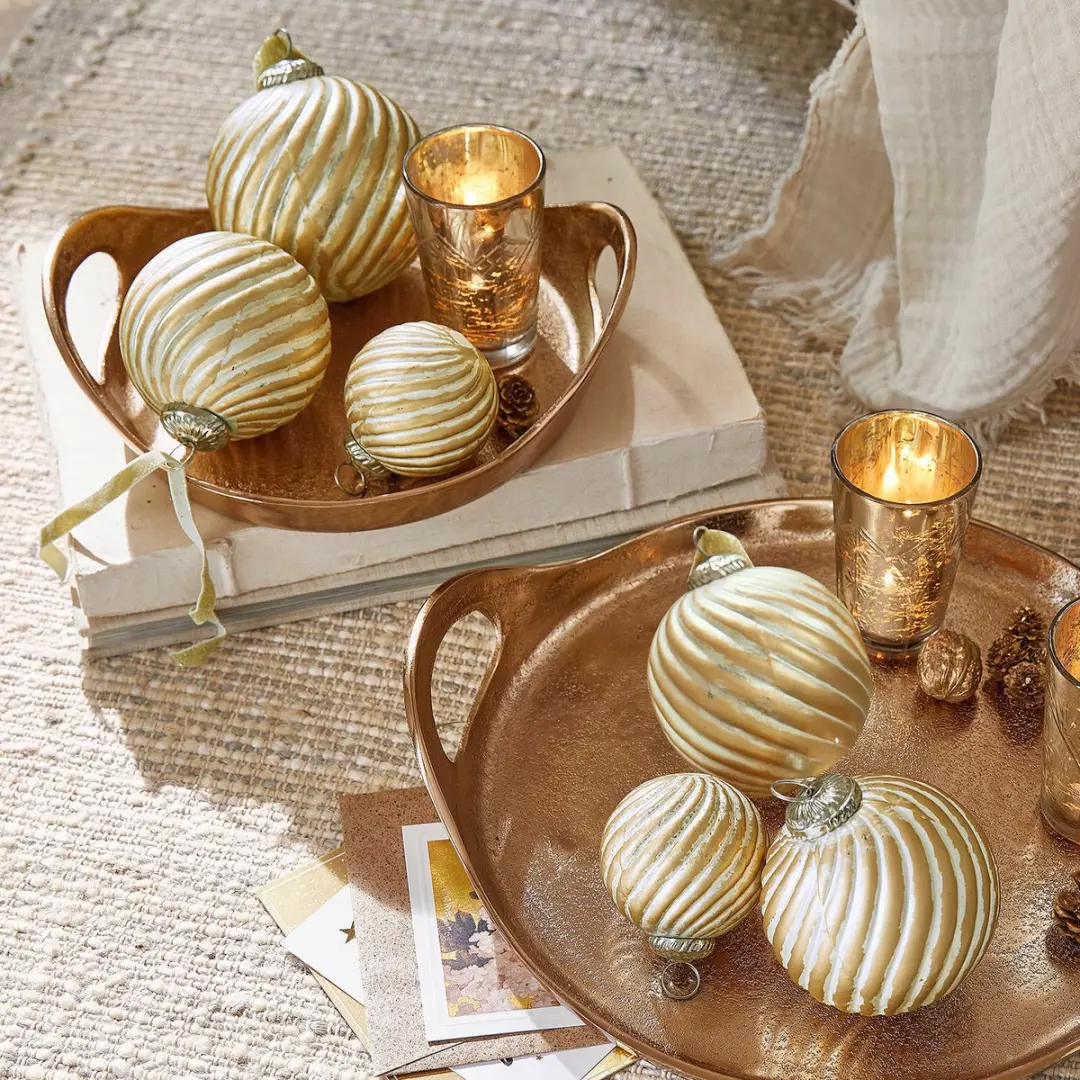 Loberon Kerstbal Frasetta Goud/Crème - 6 Stuks Ø12cm