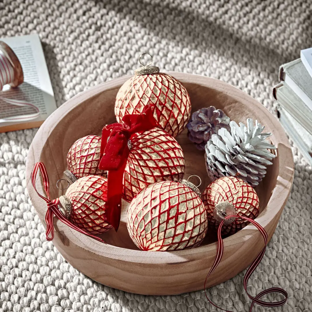 Loberon Kerstbal Aleviah 10cm - 6 Stuks - Goud/Rood