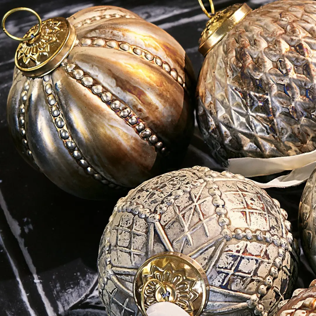 Loberon Kerstversiering Silverlake - 8 Stuks Ø10cm