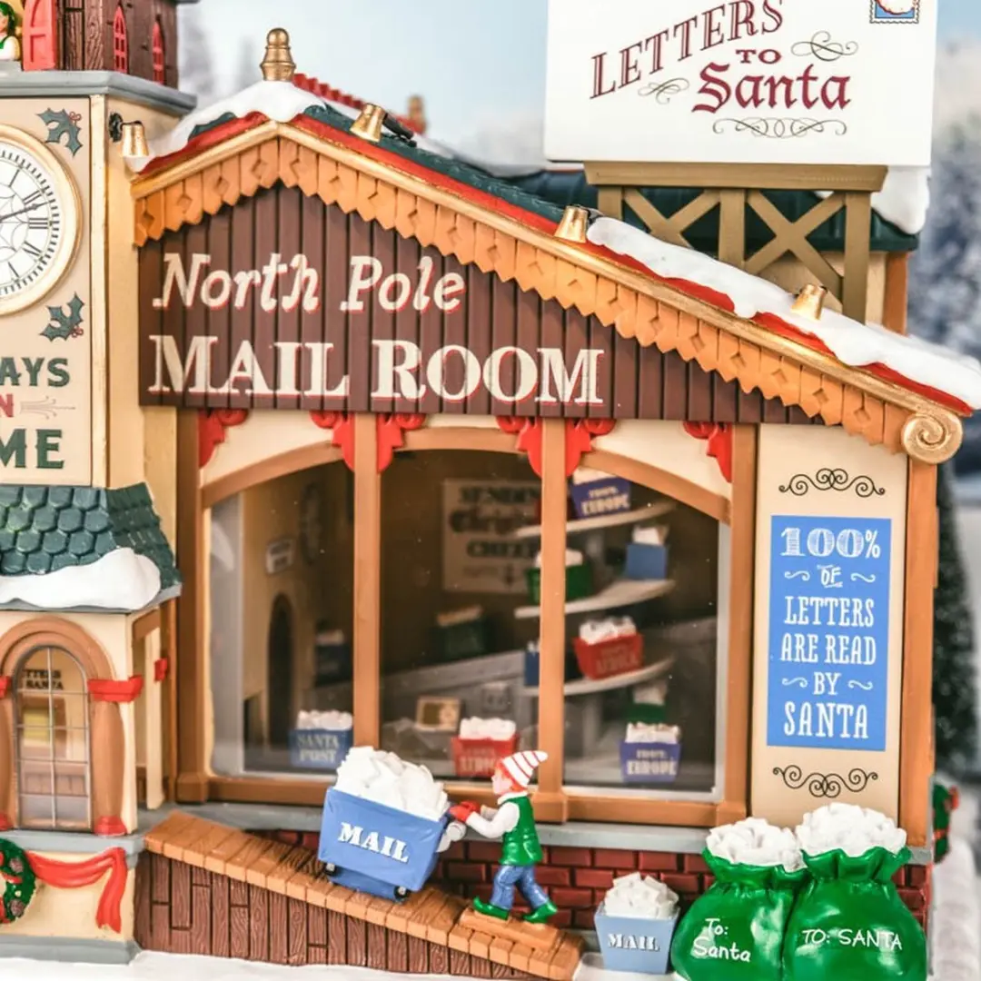 Lemax North Pole Mail Room Verlicht Gebouw - Met Animatie & Muziek - afbeelding 6 van 6