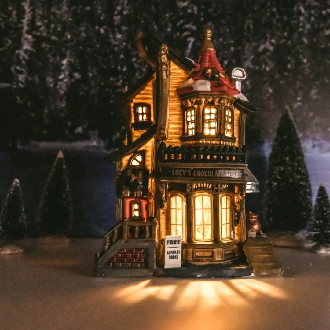 Lemax Kerstdorp Lucy's Chocolate Shop - Met verlichting - Neutraal