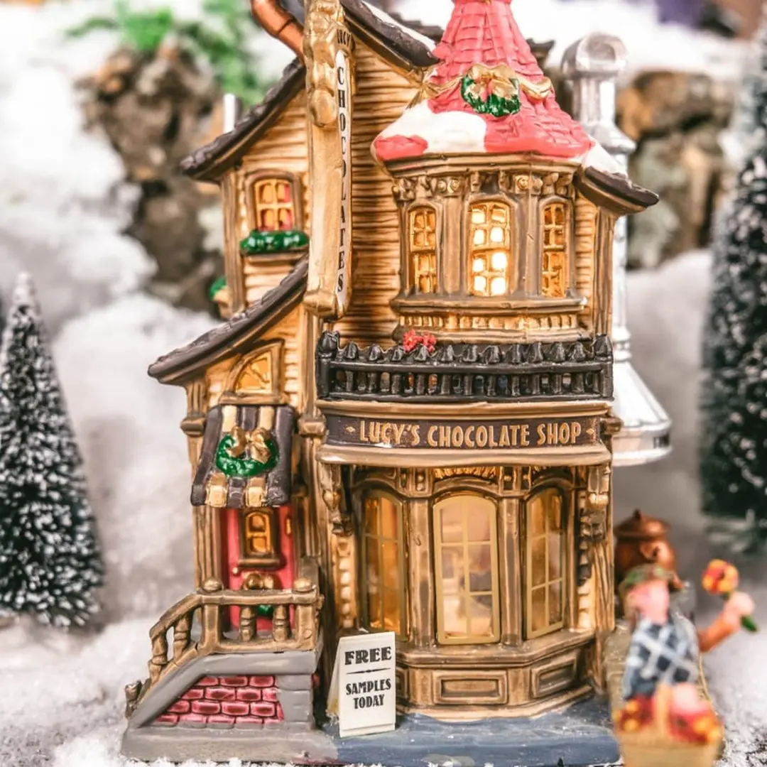 Lemax Kerstdorp Lucy's Chocolate Shop - Met verlichting - Neutraal