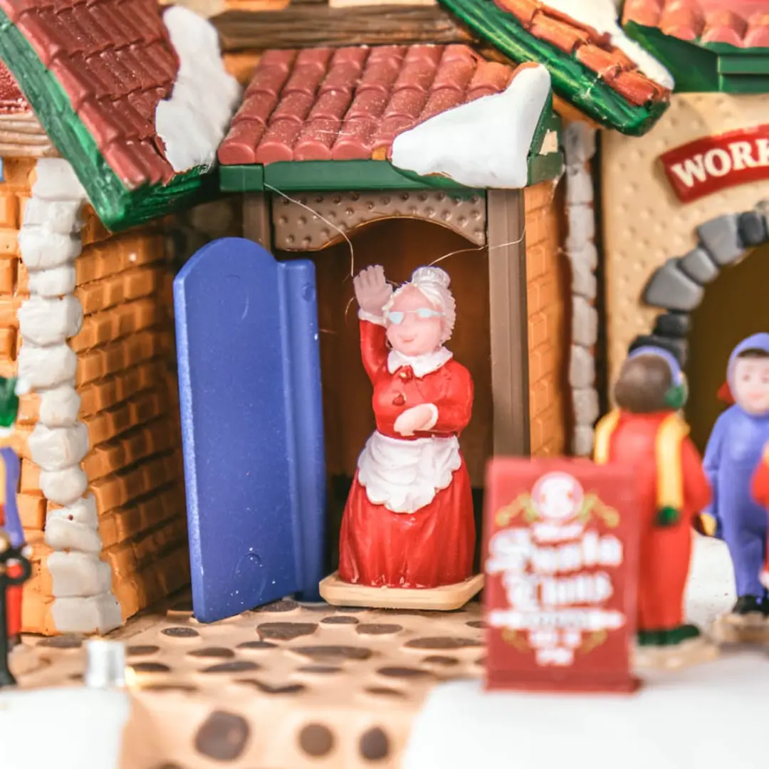 Lemax Kringle's Cottage Kersthuisje - Verlicht met Geluid - afbeelding 3 van 6