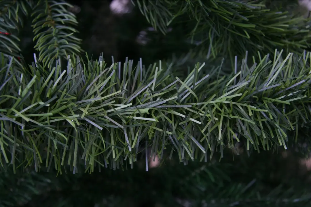 Decoris Kerstslinger Glanzend Lametta 270cm - Groen