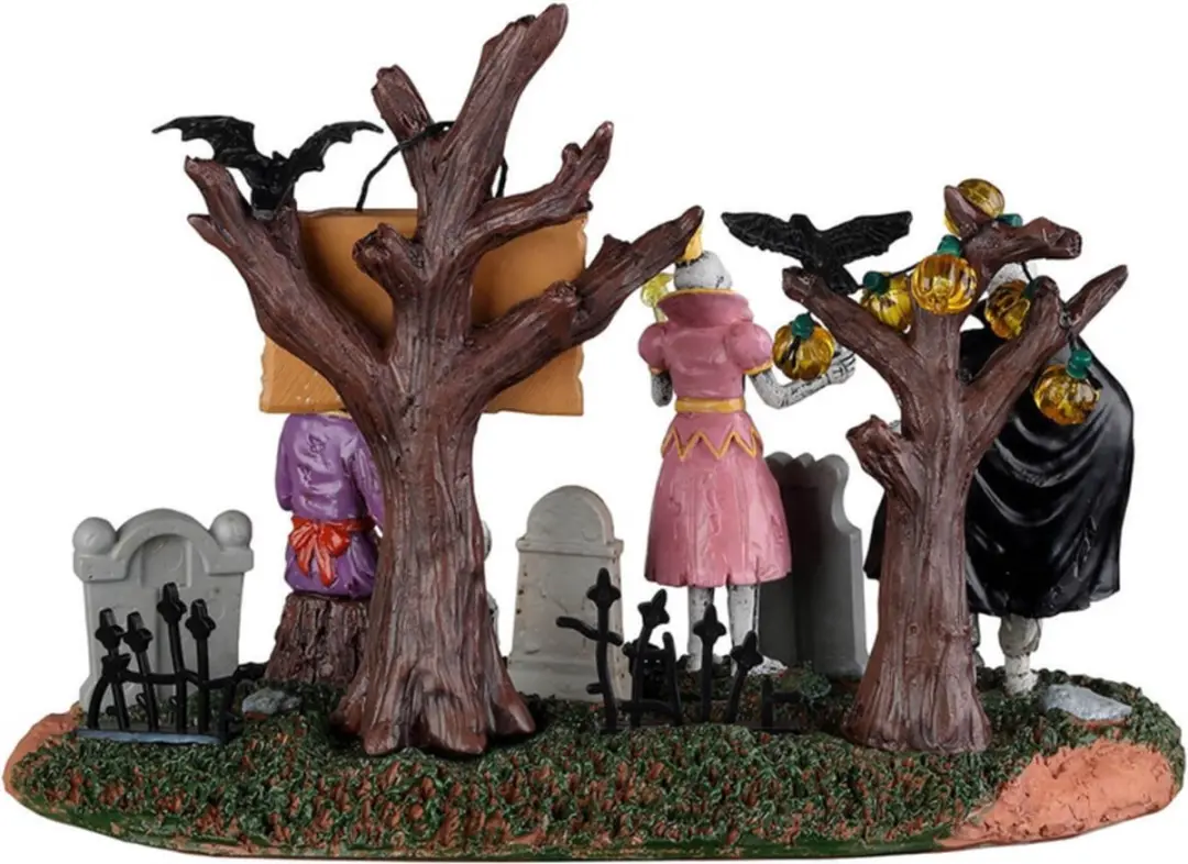 Lemax Kersthuisjes Graveyard Costume Party