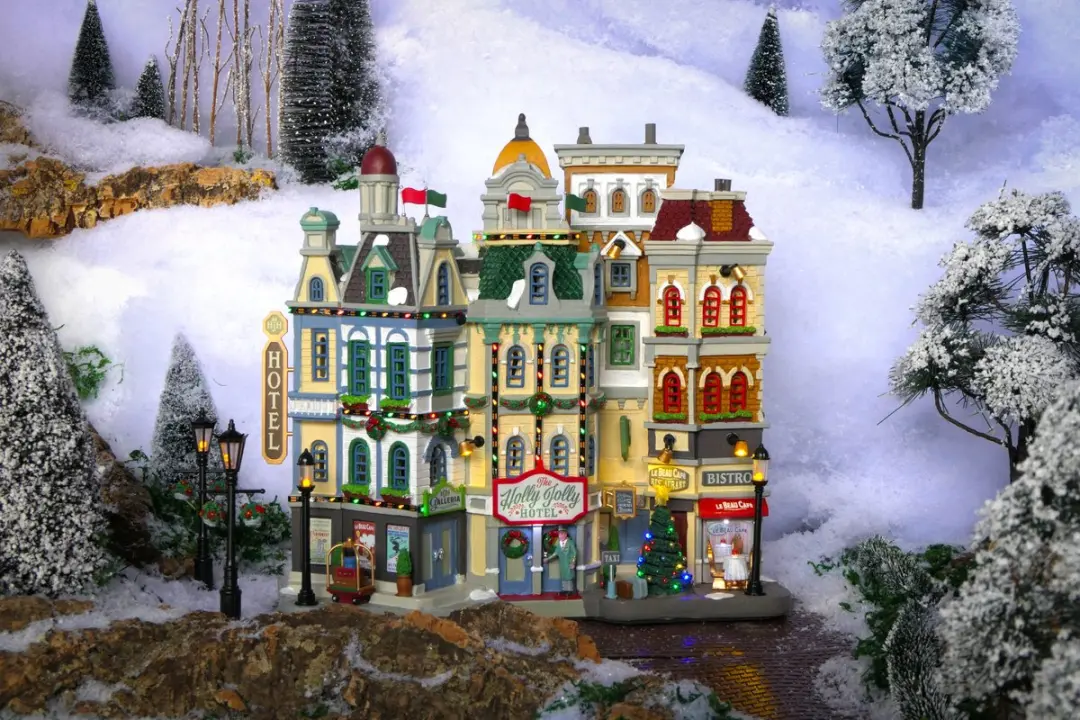 Lemax The Holly Jolly Hotel Verlichte Facade - Meerkleurig