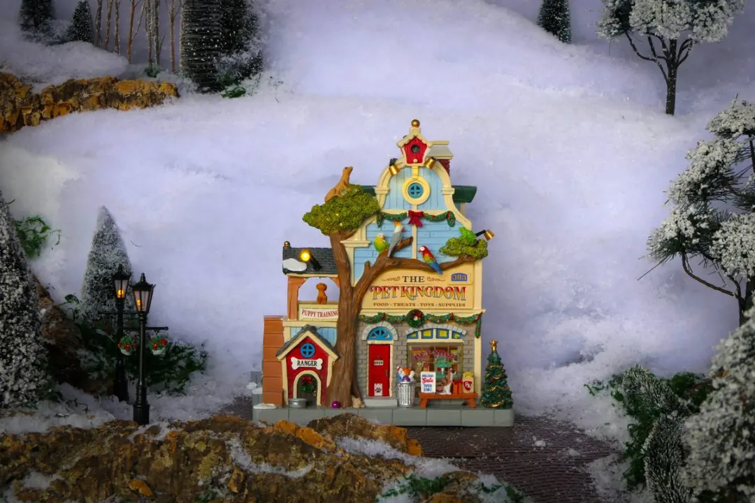 Lemax Pet Kingdom
