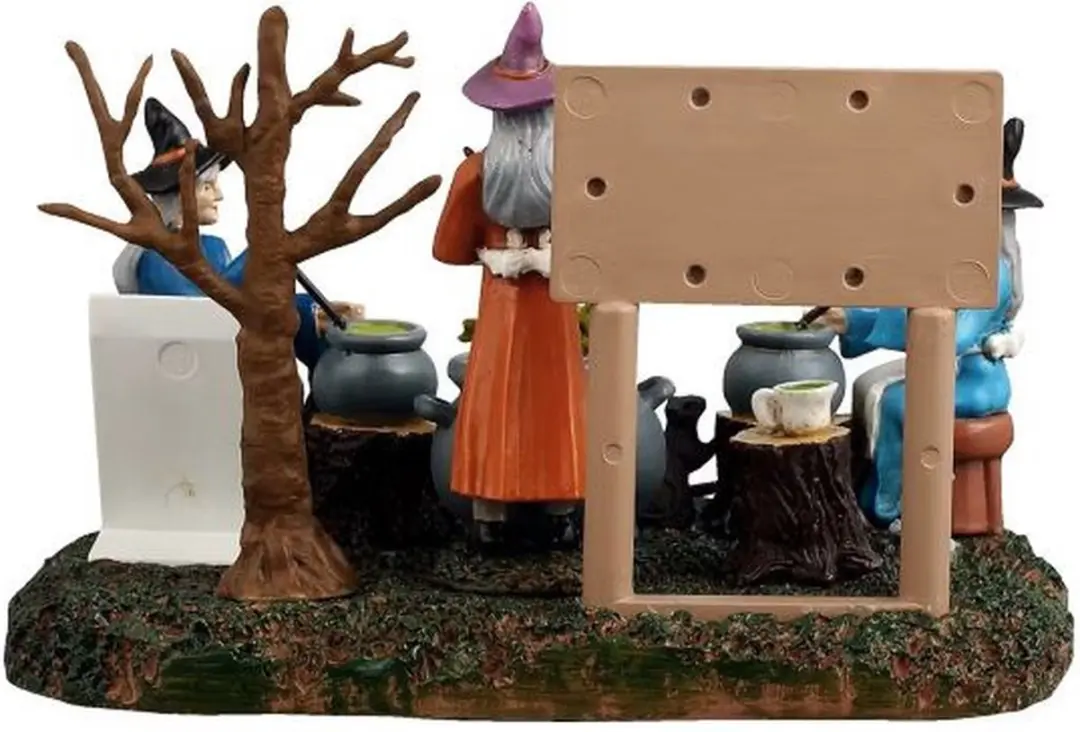 Lemax Spooky Town The Cooking Coven - Multicolor