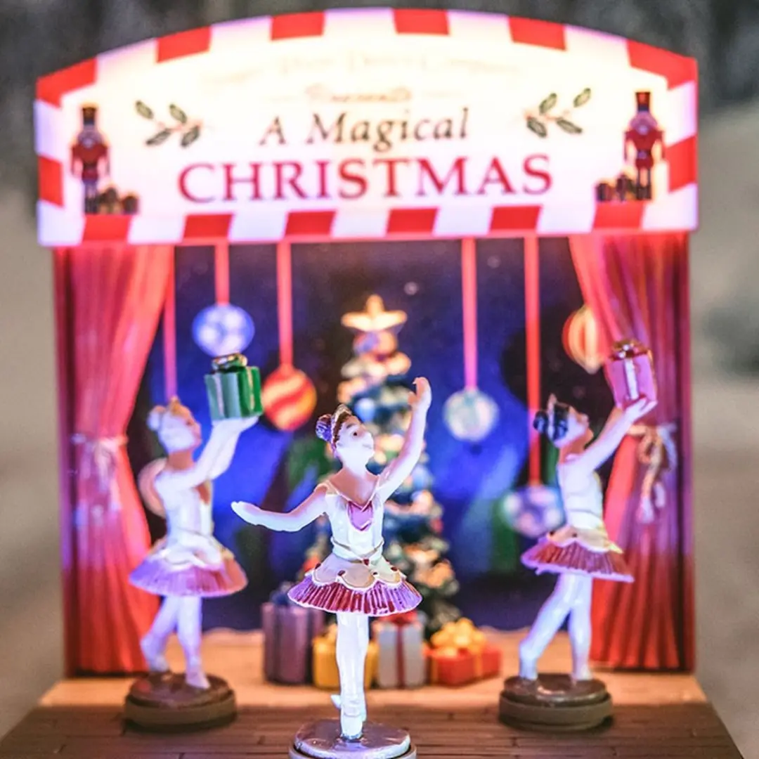 Lemax Sugar Plum Dance Company Verlichte Attractie - Neutraal