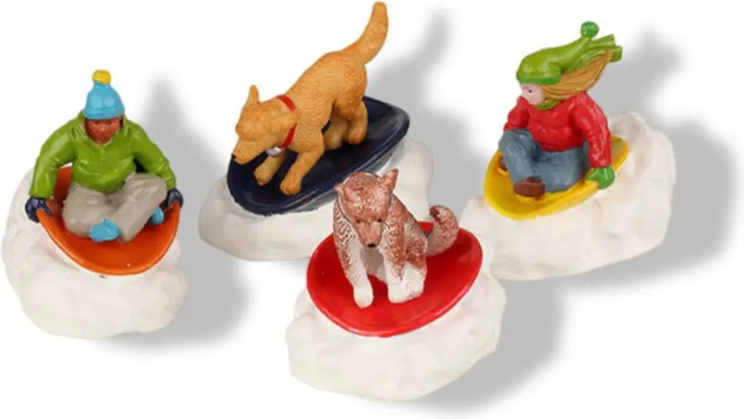 Lemax Dog Snow Saucer Fun Kerstset - 4 Stuks - Multicolor