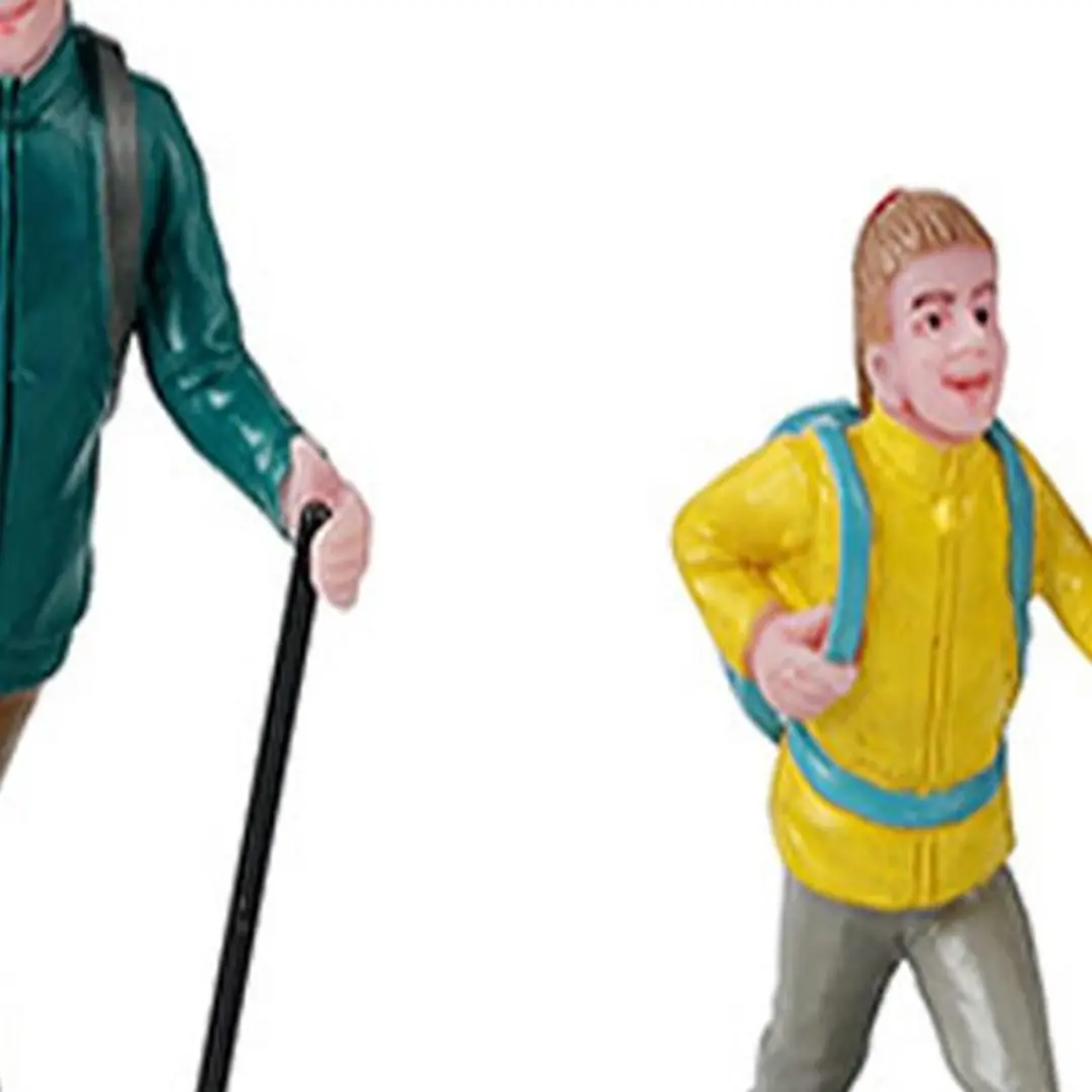 Lemax Father And Daughter Hikers Set - 4 Stuks - Groen