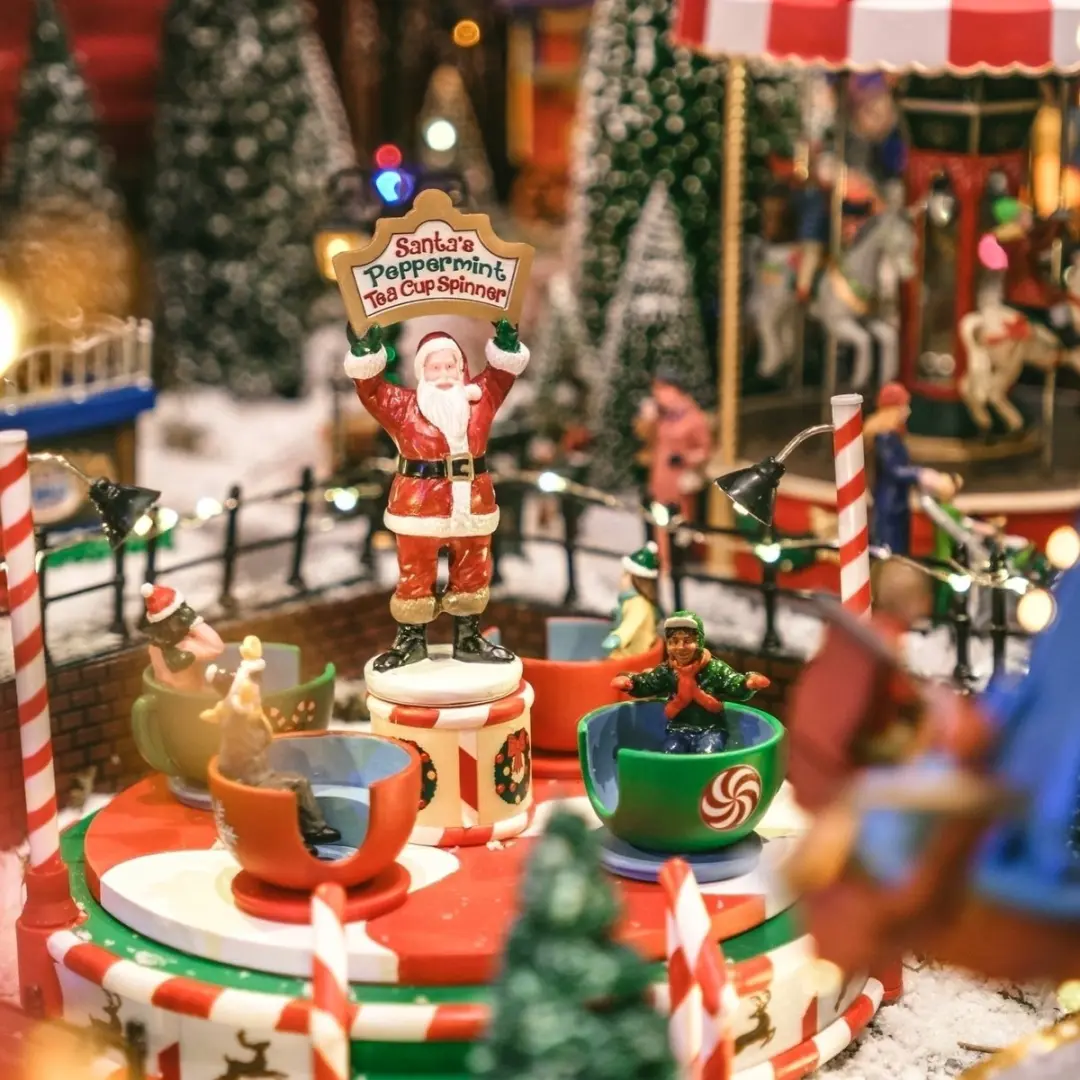 Lemax Santa's Peppermint Teacup Spinner - Meerkleurig - afbeelding 6 van 6