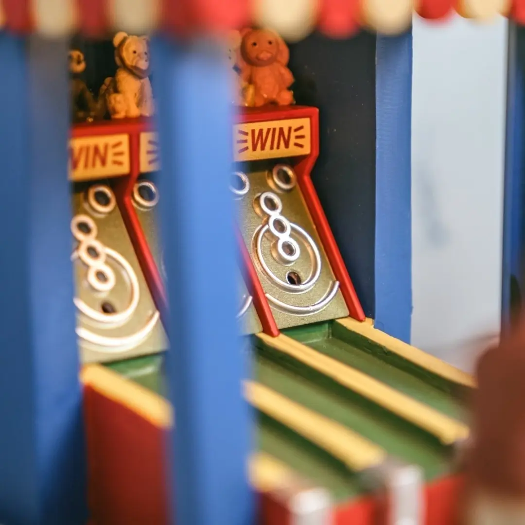 Lemax Skee Ball Game - 3 Stuks - afbeelding 2 van 6