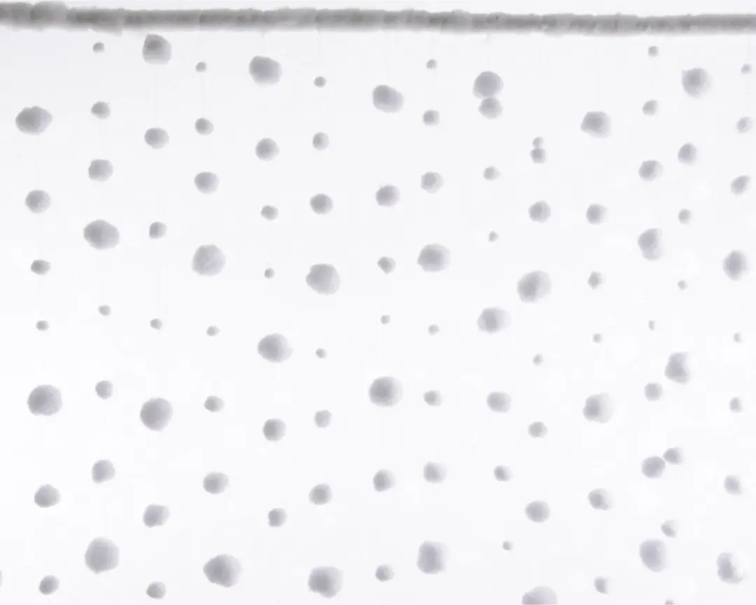 Decoris sneeuwballen gordijn met druppels