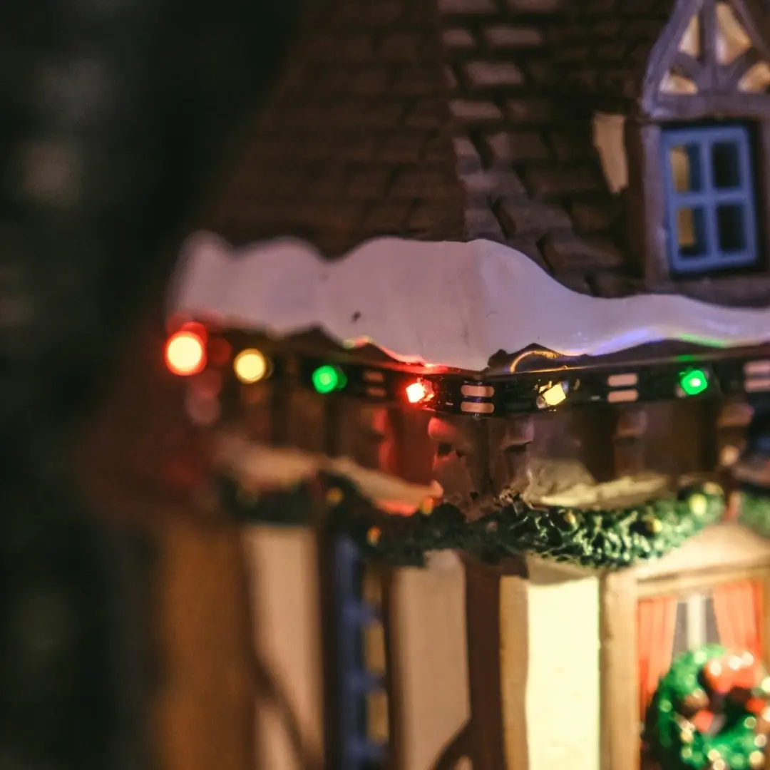 Lemax Oxfordshire Village Gevel - Mehrfarbig