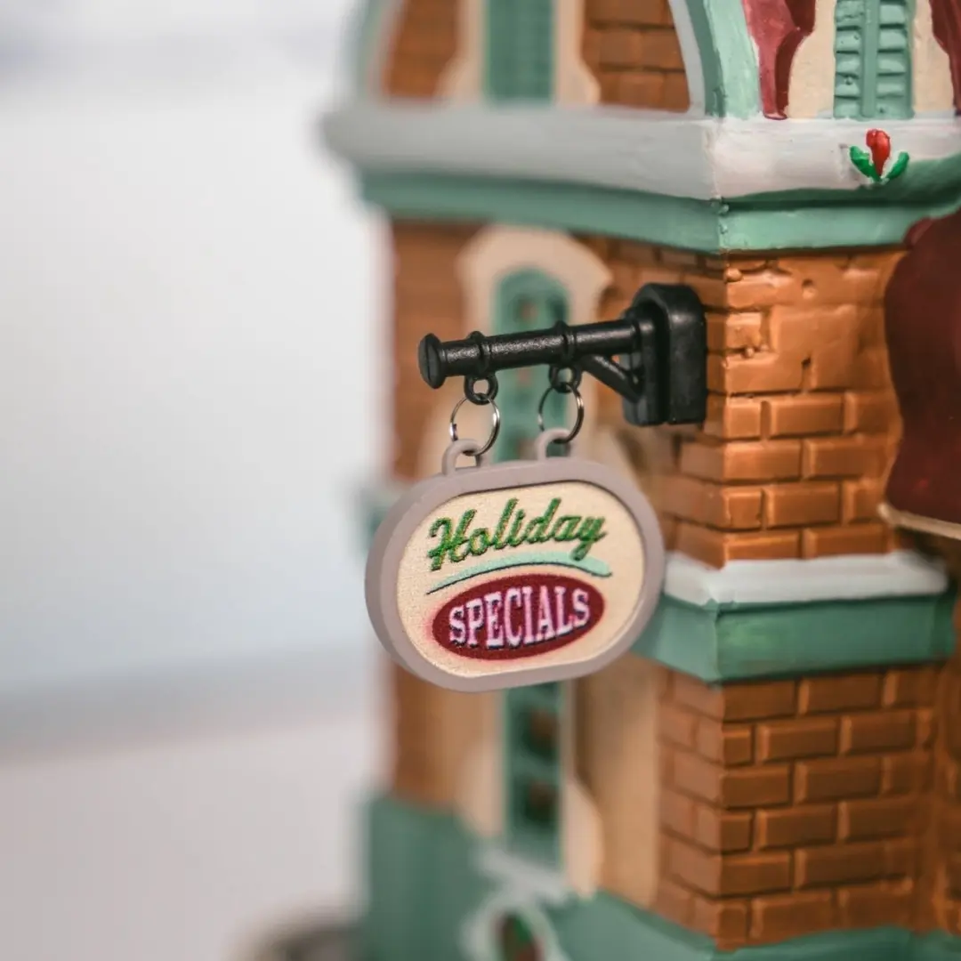 Lemax Valerie's Viennese Pastry Caddington Village - Meerkleurig