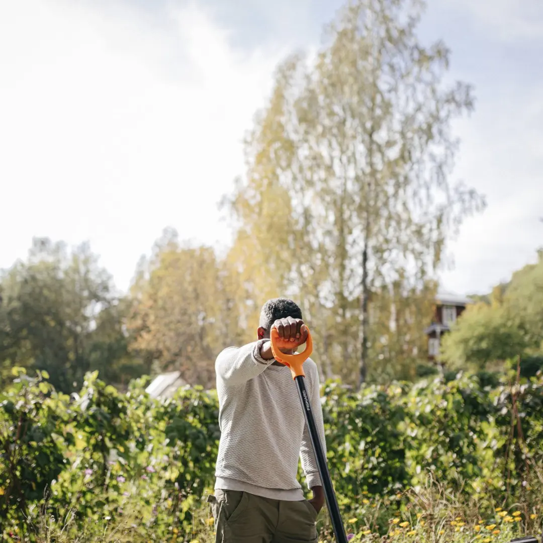 Fiskars Solid™ Mestvork - Compostvork - Tuinvork - 126 cm