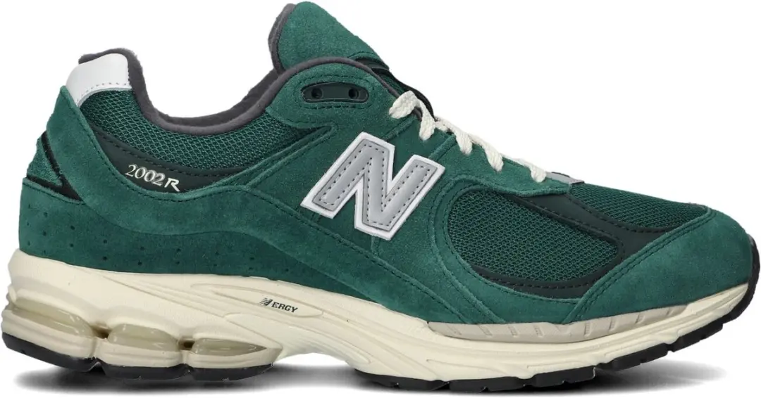 New Balance M2002r M Sneakers