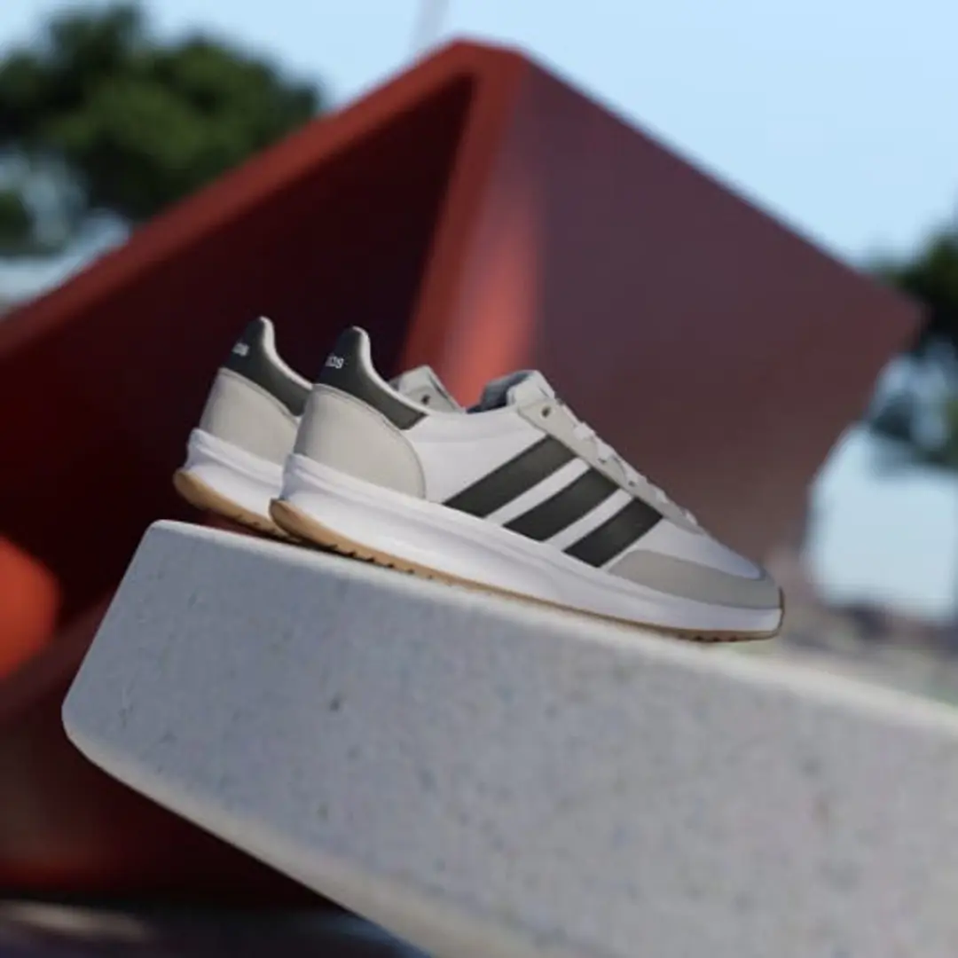 Adidas Run 70S 2.0 NMO63 Sneakers - Wit - afbeelding 6 van 6
