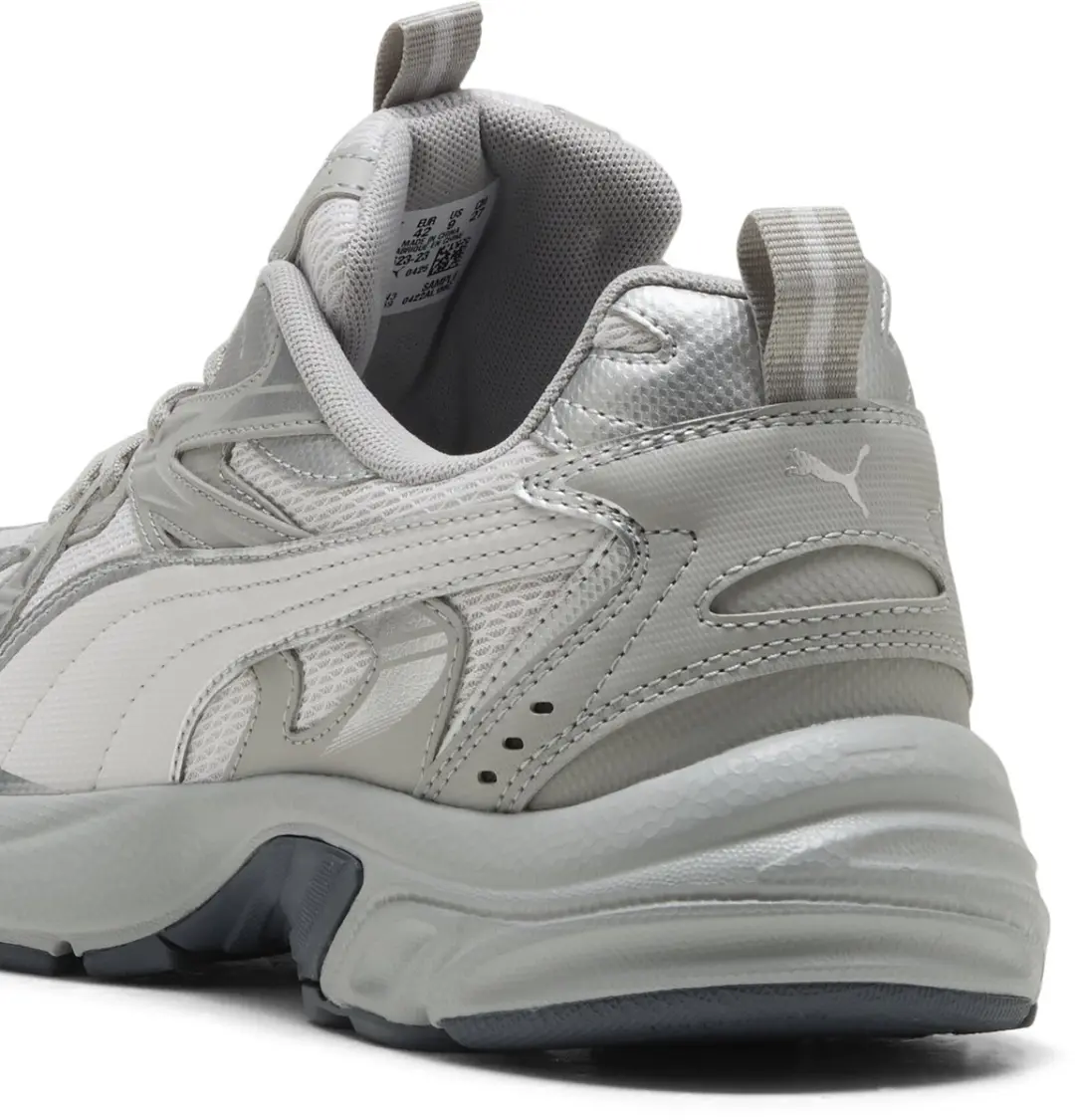 PUMA Milenio Tech Sportschoenen 44 - Grijs