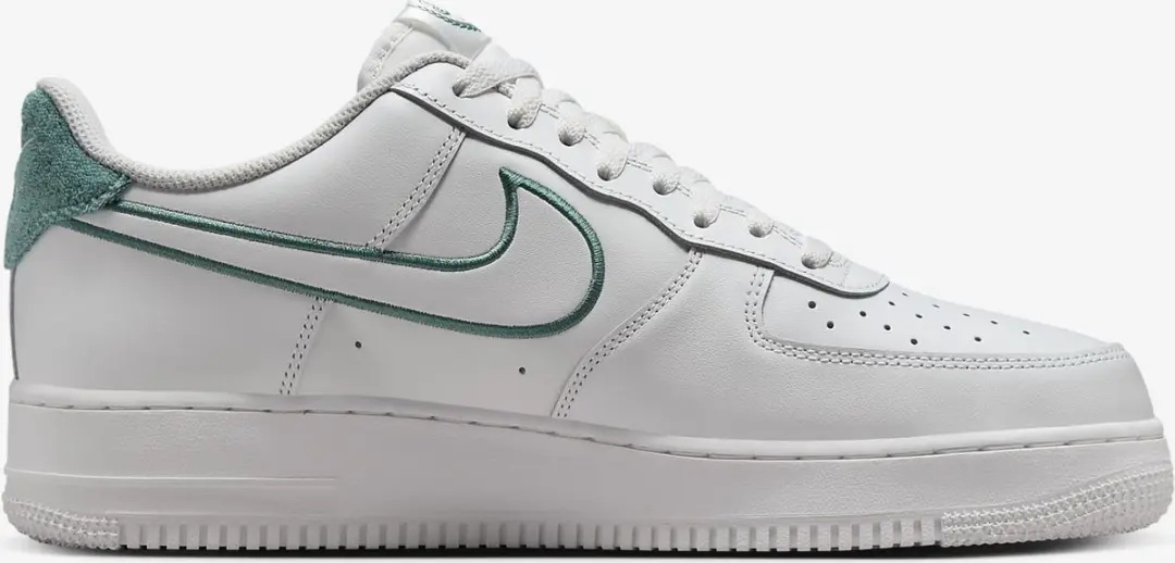 Nike Air Force 1 '07 LV8 Sneakers Heren - Wit/Groen - 45 - afbeelding 3 van 6