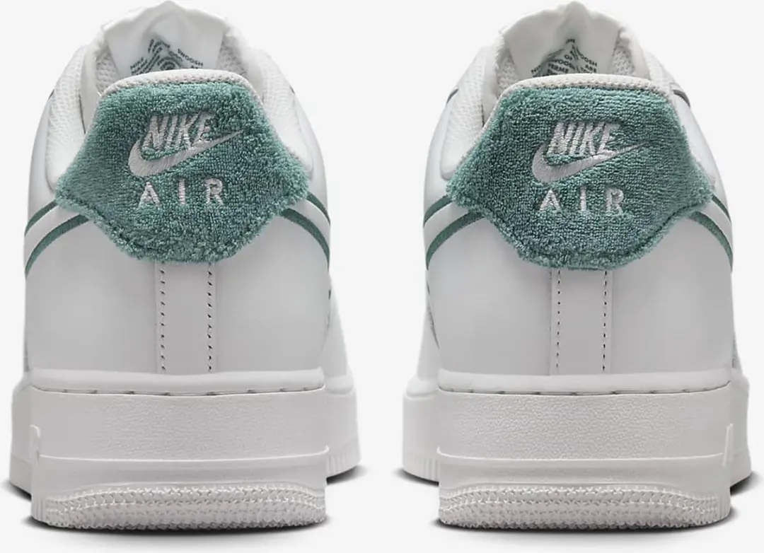 Nike Air Force 1 '07 LV8 Sneakers Heren - Wit/Groen - 45 - afbeelding 4 van 6