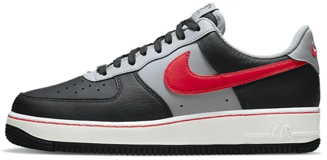 Nike Air Force 1 '07 LV8 EMB