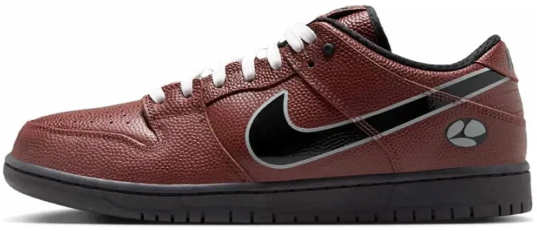 Nike SB Dunk Low Limosine Skateboards