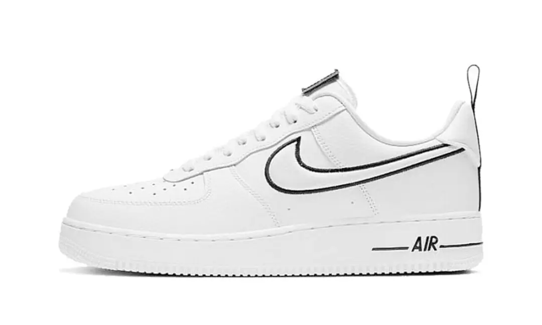 Effen Witte Leren Sneakers Met Rubberen Zool En Veters